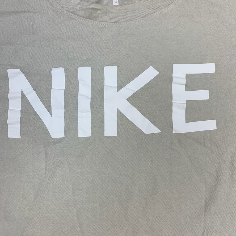 Nike Ivory Short Sleeved Graphic T-shirt Size Mens Medium - Picture 3 of 5